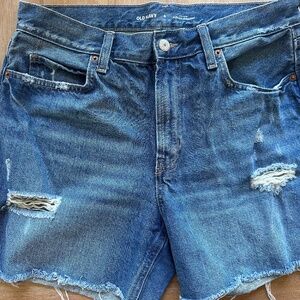 Old Navy slouch shorts